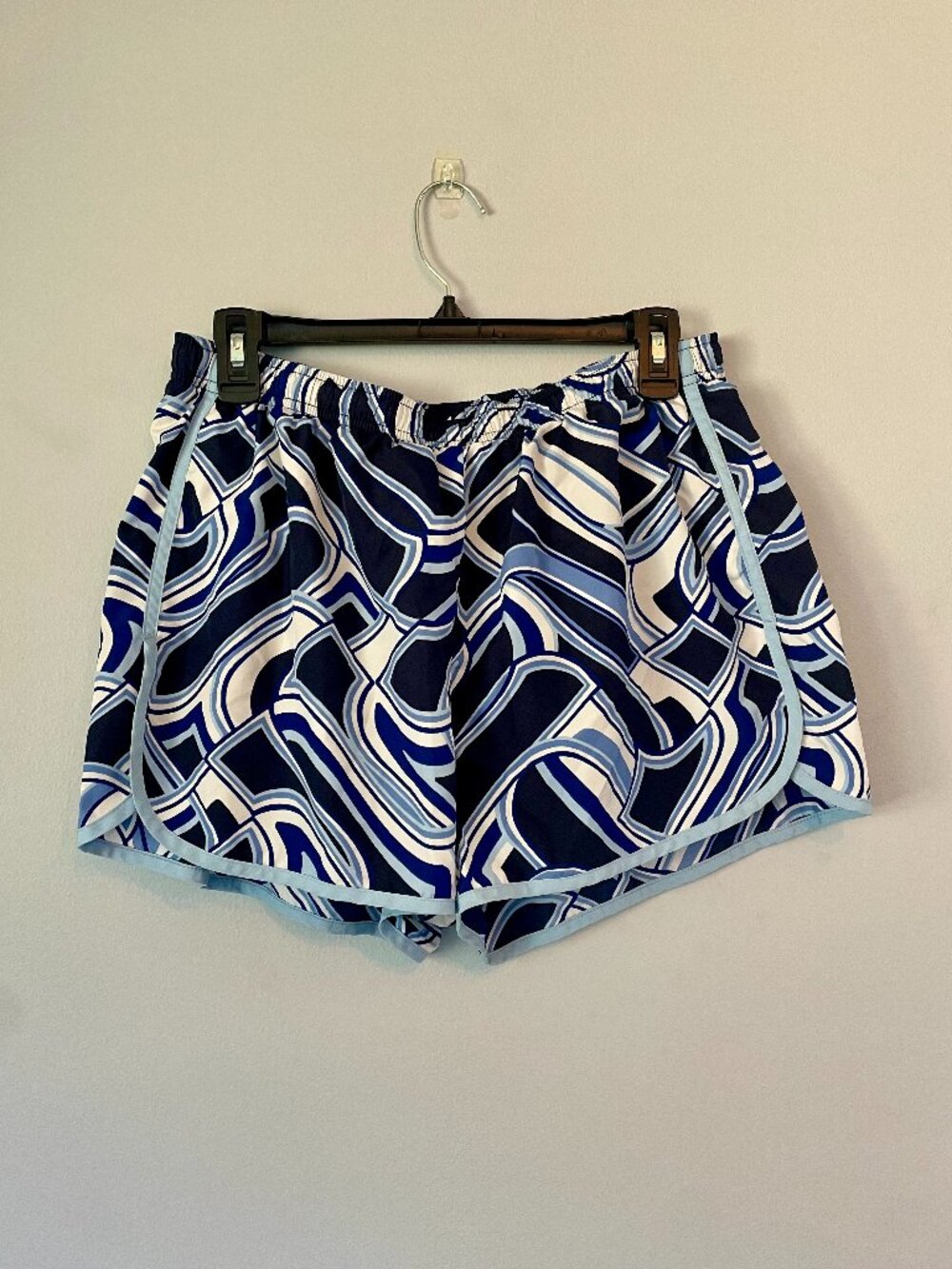Geometric Print Lined Athletic Shorts (L) by Reebok.